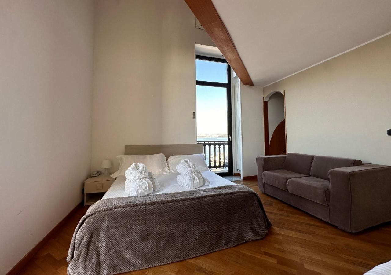 Hotel Europa Taranto Bagian luar foto