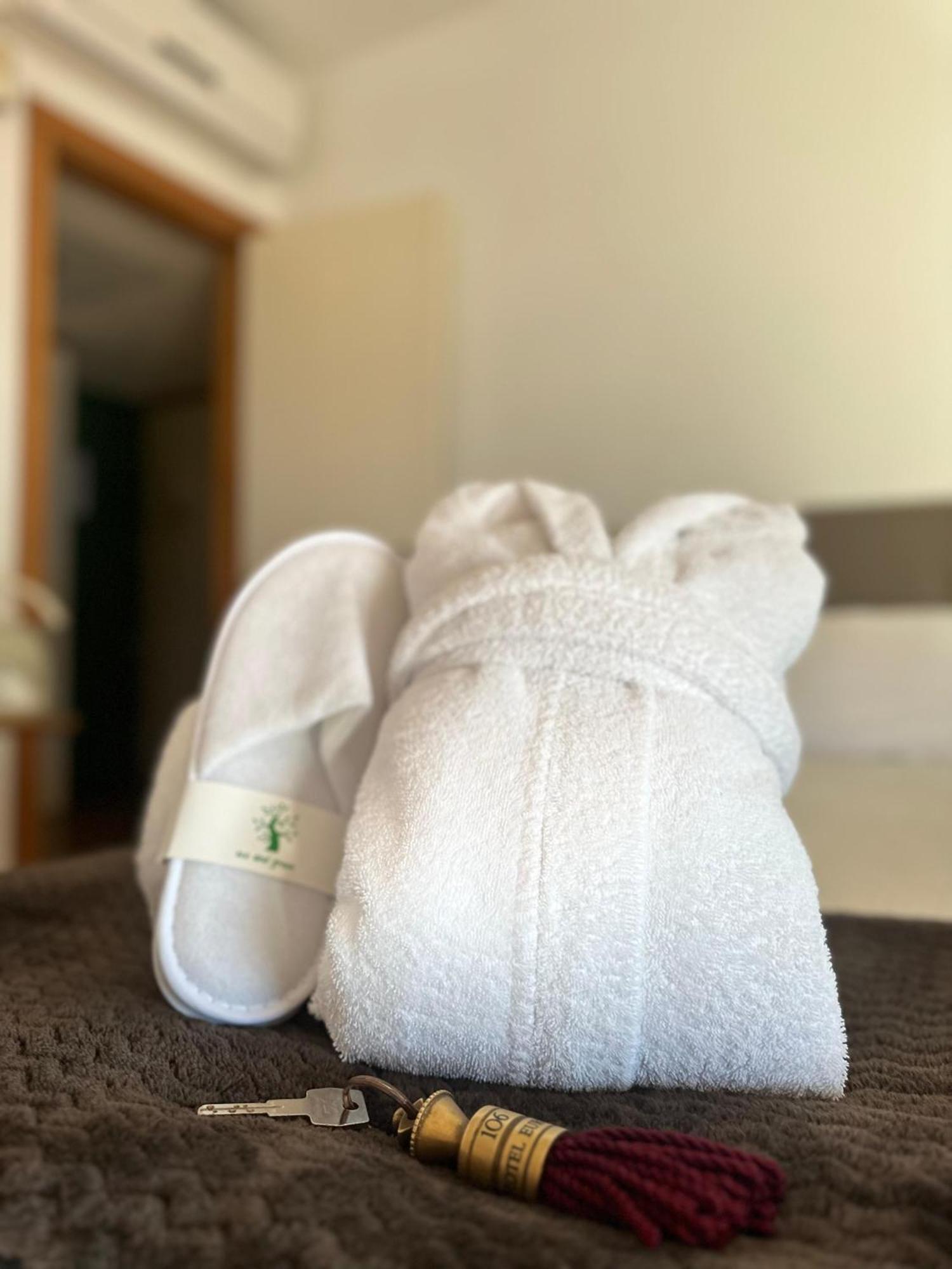 Hotel Europa Taranto Bagian luar foto