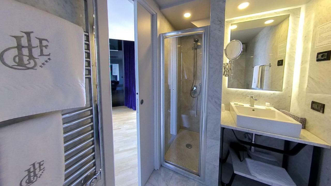Hotel Europa Taranto Bagian luar foto
